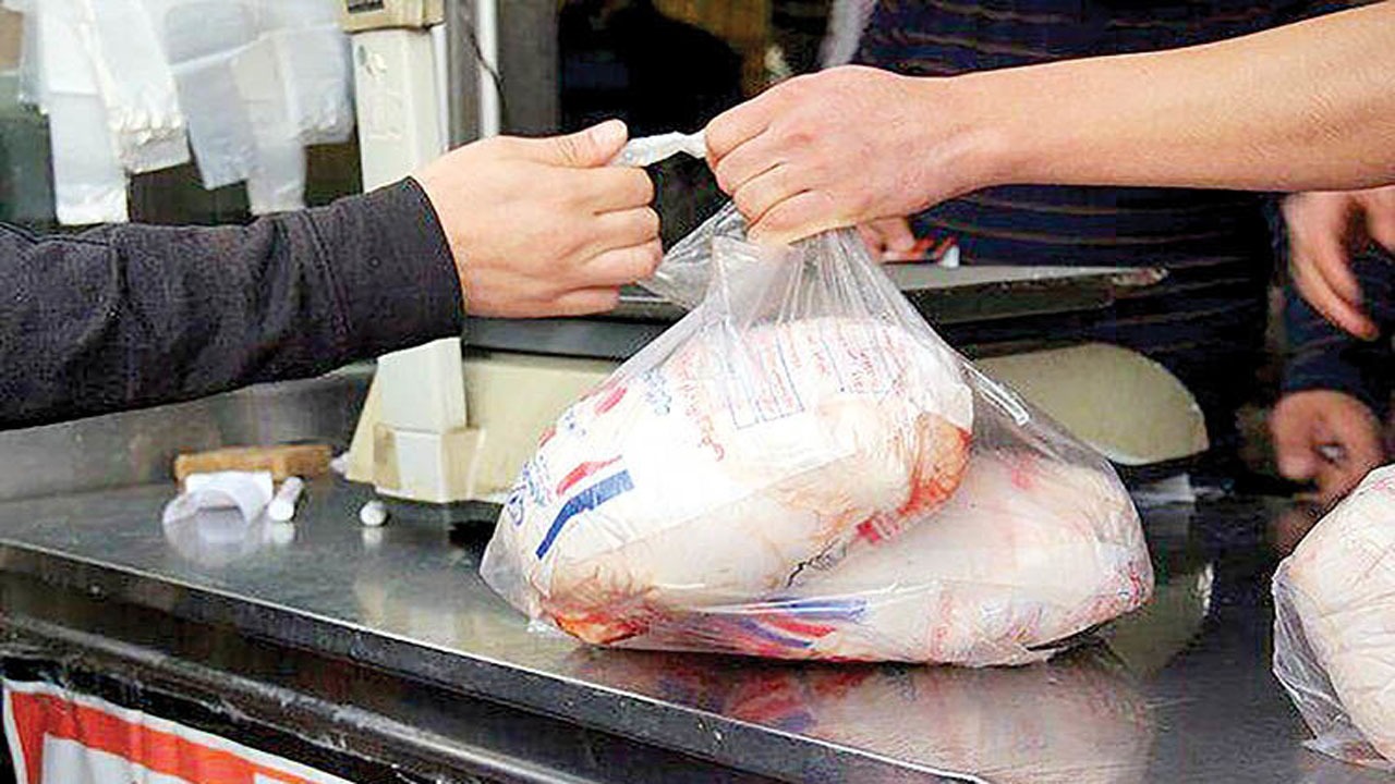 فروشندگان مرغ در دوراهی تعزیرات یا تامین نیاز مشتری